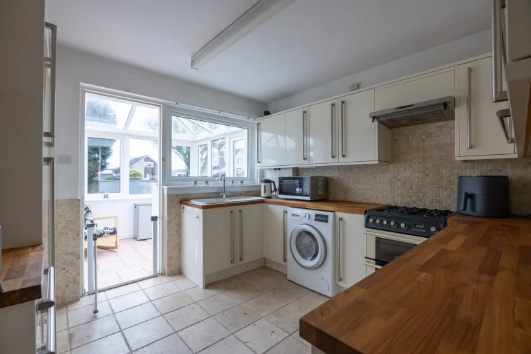 37 Manor Gardens, Blairgowrie, PH10 6JS