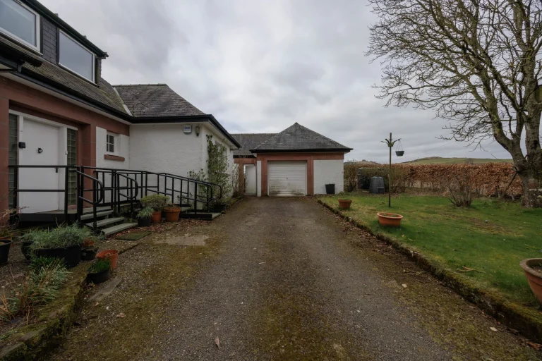 Leck, Alyth, PH11 8JR